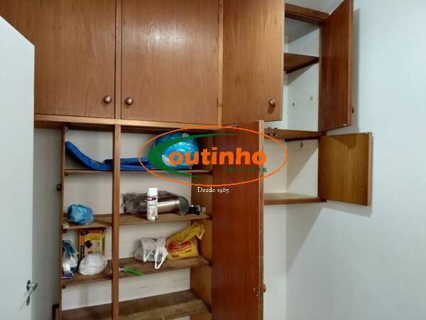 Apartamento à venda com 3 quartos, 134m² - Foto 19