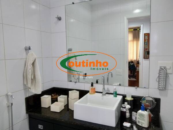 Apartamento à venda com 3 quartos, 130m² - Foto 8