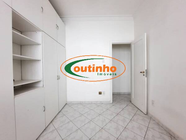 Apartamento à venda com 3 quartos, 95m² - Foto 8