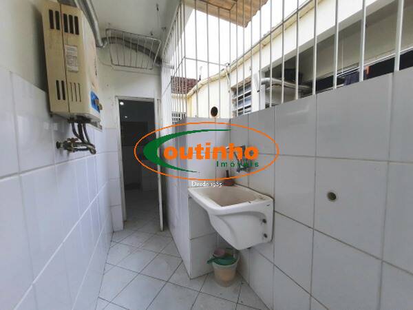 Apartamento à venda com 3 quartos, 95m² - Foto 19