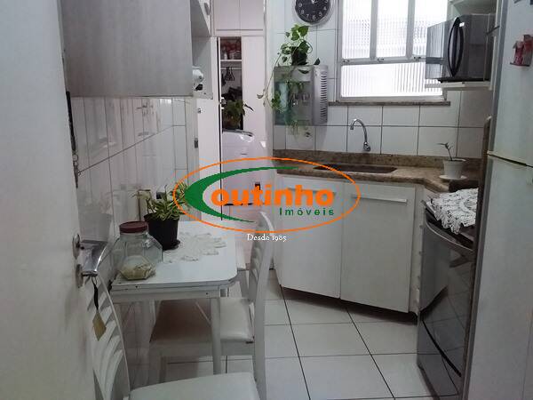 Apartamento à venda com 2 quartos, 91m² - Foto 25