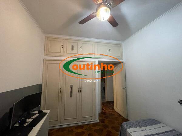 Apartamento à venda com 3 quartos, 90m² - Foto 11