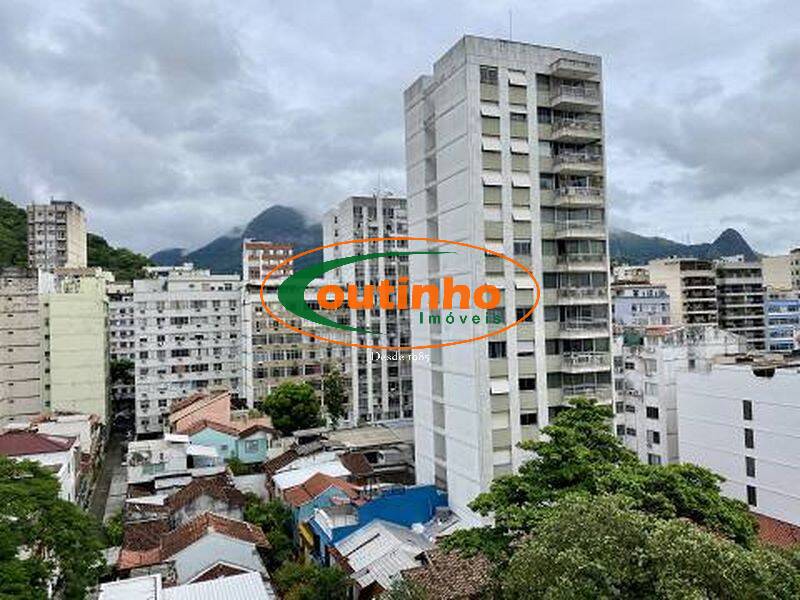 Apartamento à venda com 4 quartos, 135m² - Foto 1