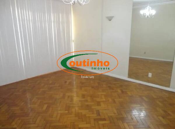 Apartamento à venda com 3 quartos, 118m² - Foto 19