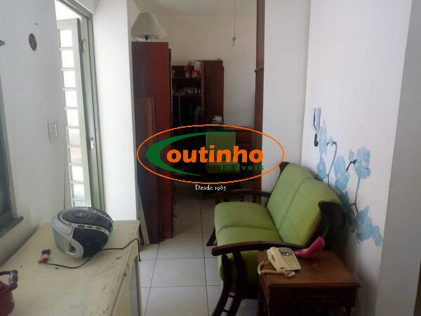 Casa à venda com 3 quartos, 200m² - Foto 26