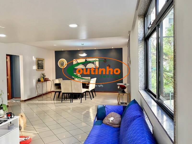 Casa à venda com 4 quartos, 238m² - Foto 14