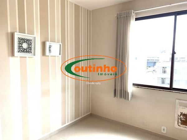 Apartamento à venda com 3 quartos, 97m² - Foto 10