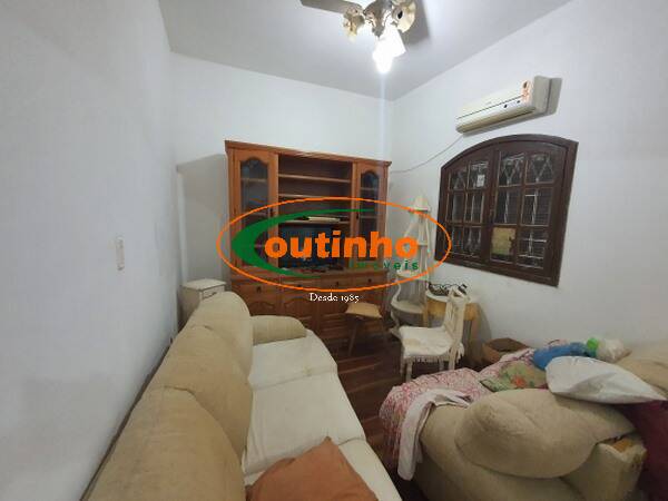 Casa à venda com 4 quartos, 209m² - Foto 7