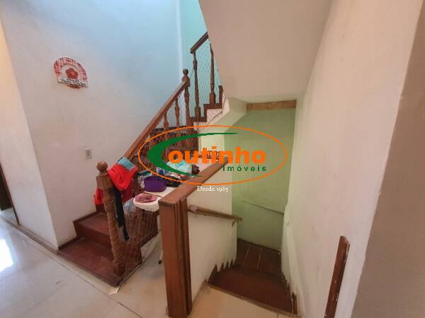 Casa à venda com 4 quartos, 209m² - Foto 20