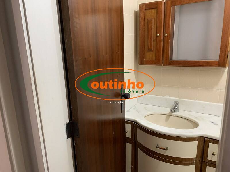 Apartamento à venda com 2 quartos, 83m² - Foto 13