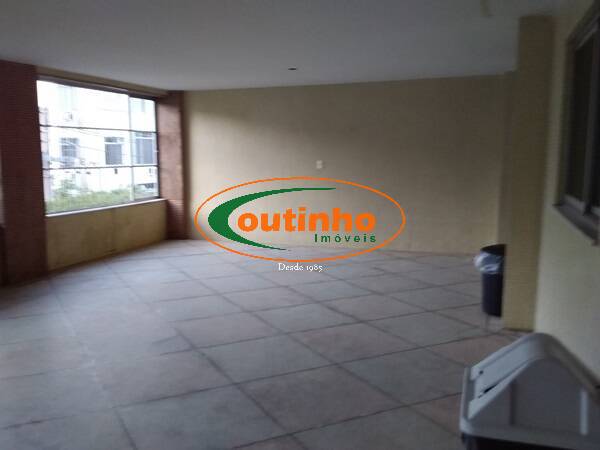 Apartamento à venda com 2 quartos, 96m² - Foto 33