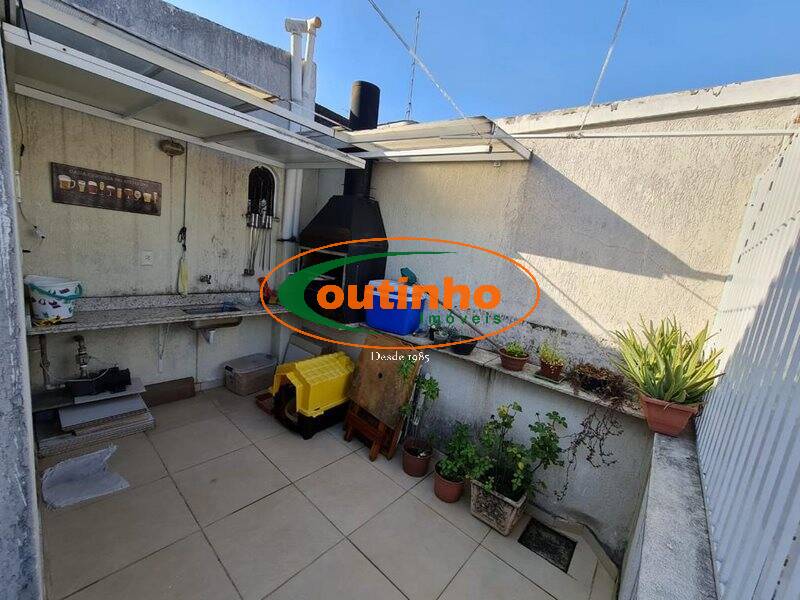 Apartamento à venda com 3 quartos, 110m² - Foto 4