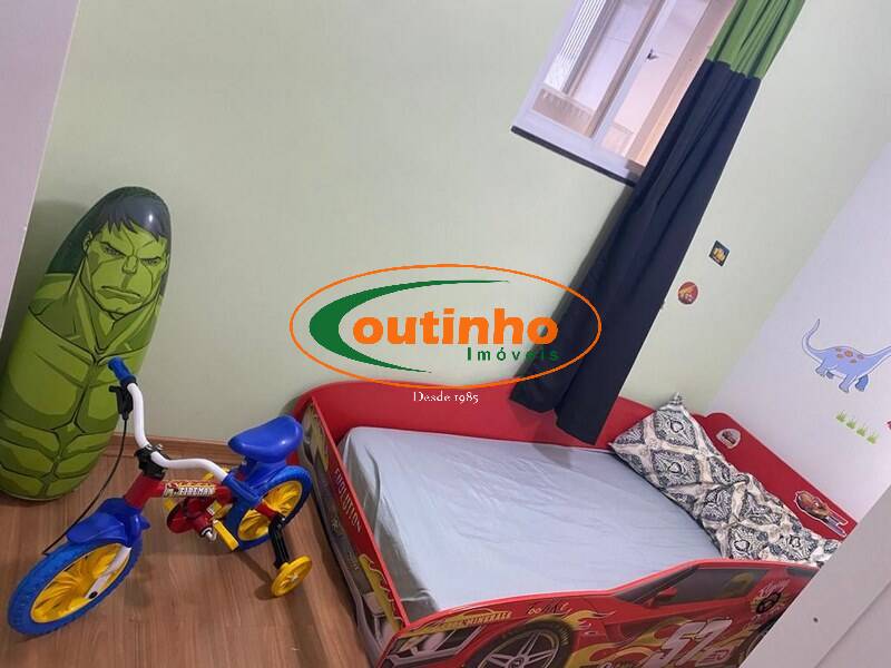 Apartamento à venda com 3 quartos, 110m² - Foto 17