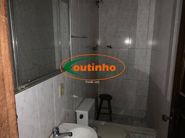 Casa à venda com 4 quartos, 300m² - Foto 18