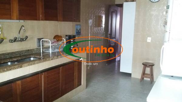 Apartamento à venda com 4 quartos, 153m² - Foto 17