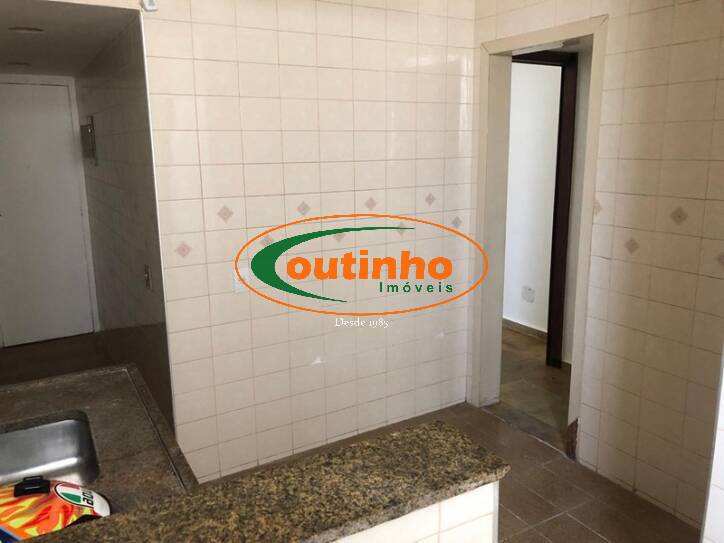 Apartamento à venda com 2 quartos, 75m² - Foto 10