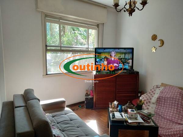 Apartamento à venda com 3 quartos, 95m² - Foto 1