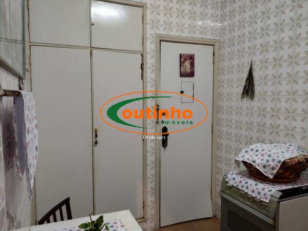 Apartamento à venda com 3 quartos, 95m² - Foto 7