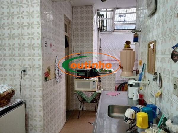 Apartamento à venda com 3 quartos, 95m² - Foto 12