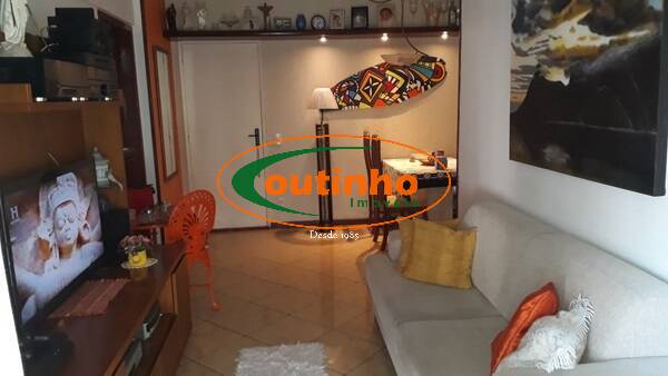 Apartamento à venda com 2 quartos, 68m² - Foto 2