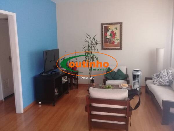 Apartamento à venda com 3 quartos, 139m² - Foto 2