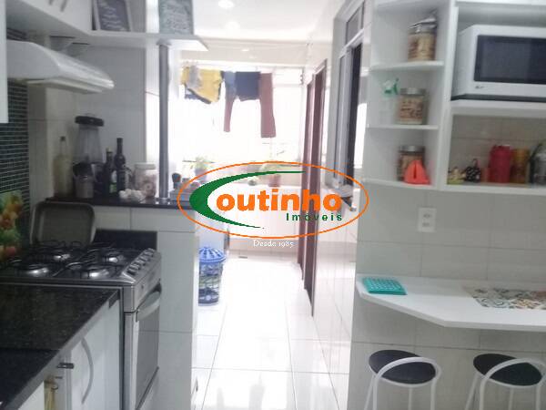 Apartamento à venda com 3 quartos, 139m² - Foto 12