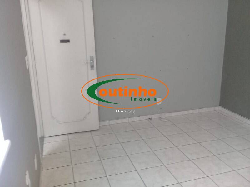 Apartamento à venda com 2 quartos, 59m² - Foto 9