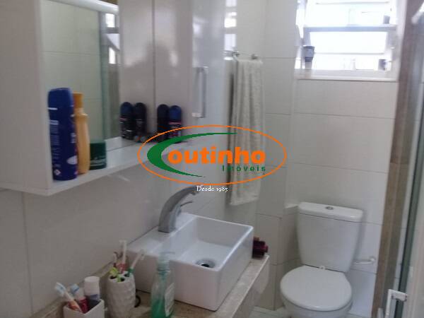 Apartamento à venda com 2 quartos, 69m² - Foto 13