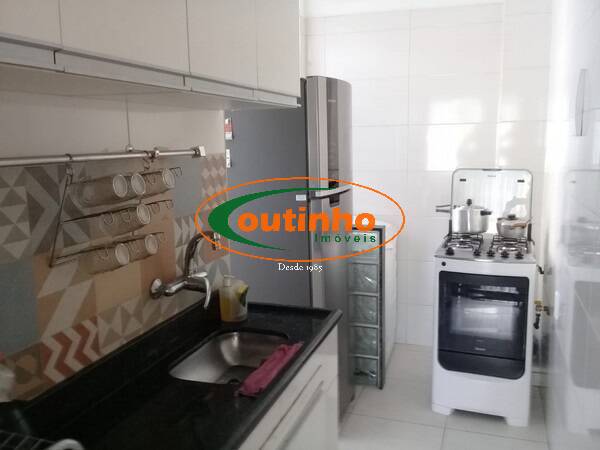 Apartamento à venda com 2 quartos, 69m² - Foto 15