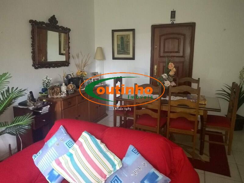 Apartamento à venda com 3 quartos, 95m² - Foto 1