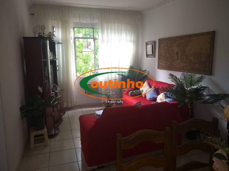 Apartamento à venda com 3 quartos, 95m² - Foto 2