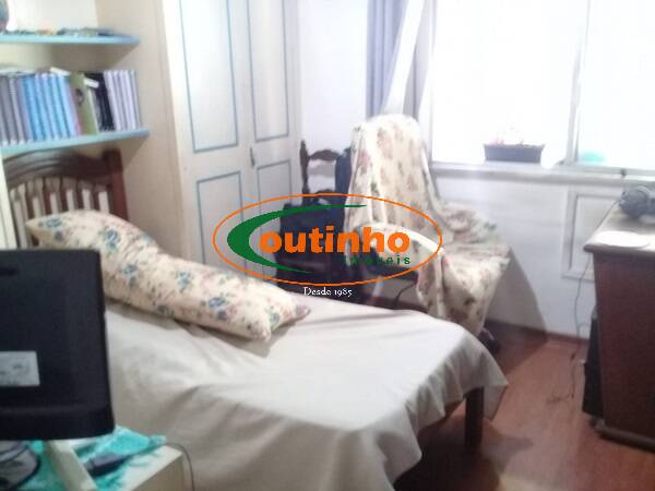 Apartamento à venda com 3 quartos, 87m² - Foto 11