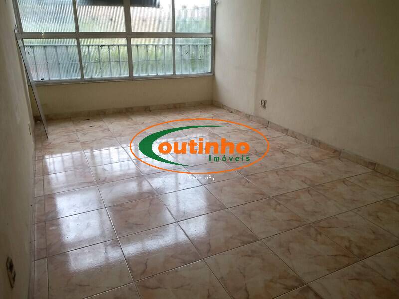 Apartamento à venda com 2 quartos, 60m² - Foto 1