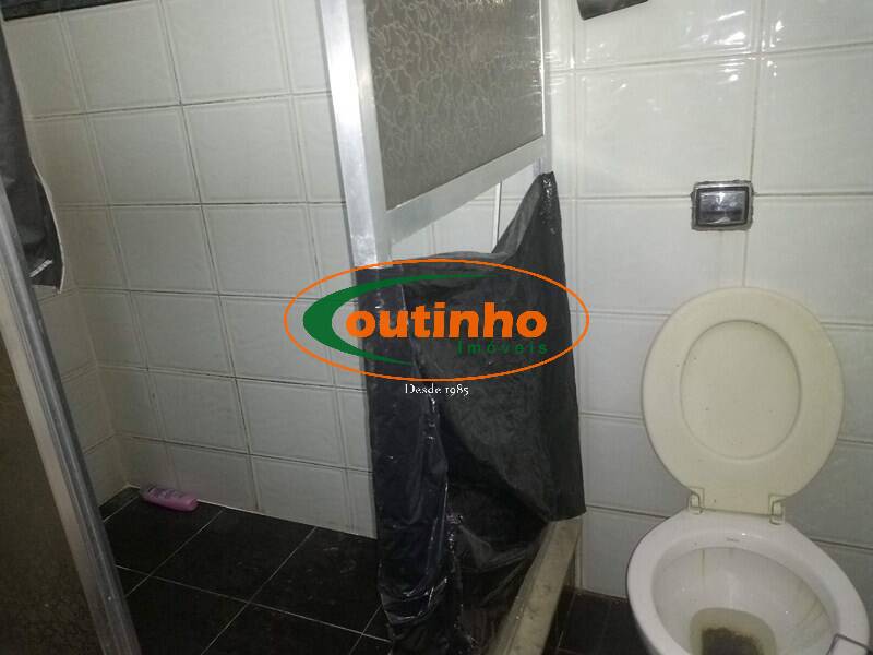 Apartamento à venda com 2 quartos, 60m² - Foto 11