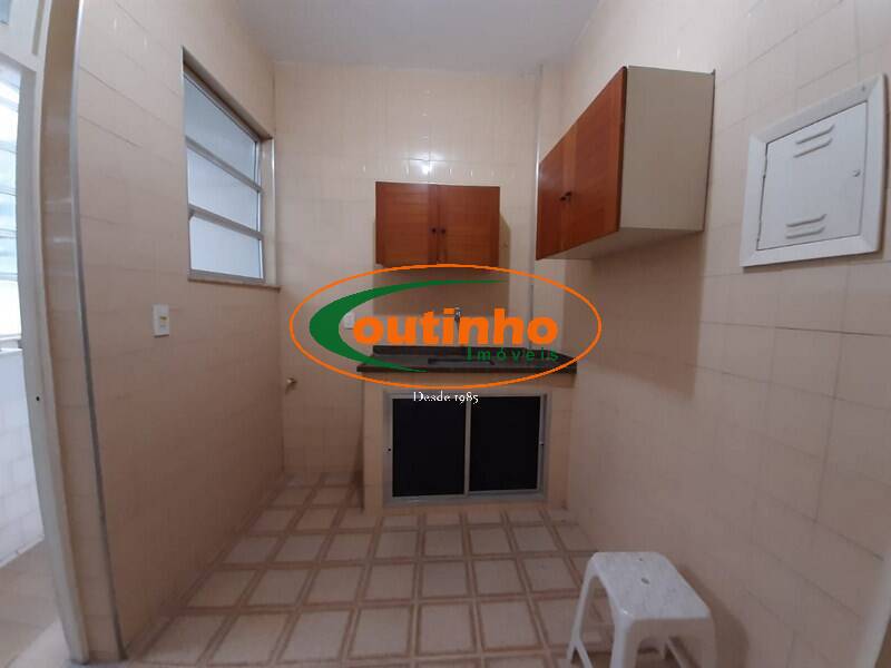 Apartamento à venda com 3 quartos, 87m² - Foto 15