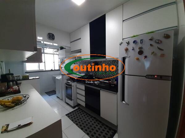 Apartamento à venda com 3 quartos, 93m² - Foto 15