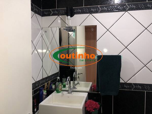 Apartamento à venda com 2 quartos, 86m² - Foto 11