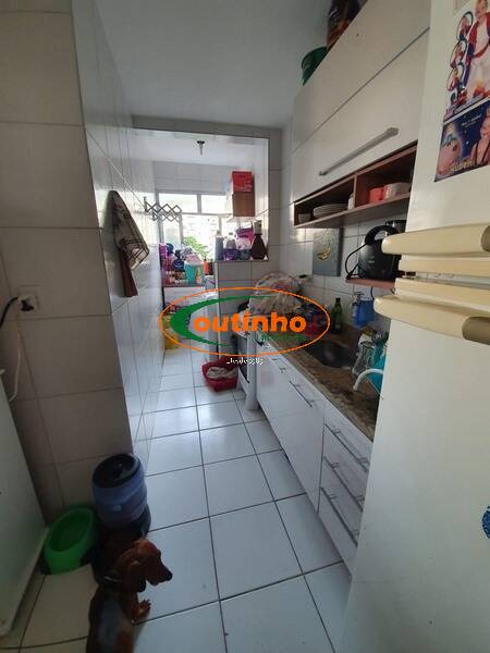 Apartamento à venda com 2 quartos, 60m² - Foto 13