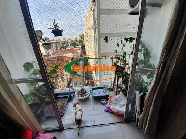 Apartamento à venda com 2 quartos, 60m² - Foto 14