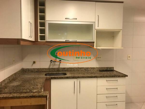 Apartamento à venda com 3 quartos, 105m² - Foto 11