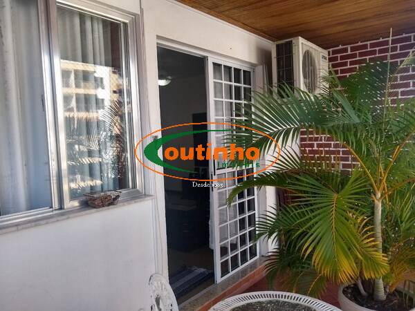 Apartamento à venda com 2 quartos, 88m² - Foto 1