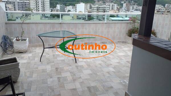 Apartamento à venda com 4 quartos, 156m² - Foto 2