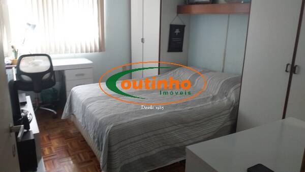 Apartamento à venda com 4 quartos, 156m² - Foto 19