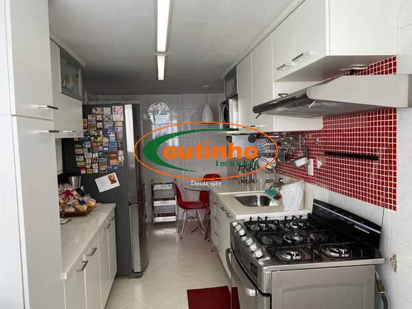 Apartamento à venda com 2 quartos, 80m² - Foto 21