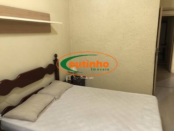 Apartamento à venda com 2 quartos, 70m² - Foto 6