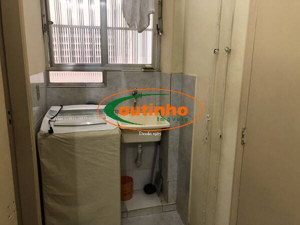 Apartamento à venda com 2 quartos, 70m² - Foto 14