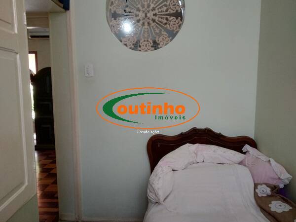 Apartamento à venda com 4 quartos, 135m² - Foto 13