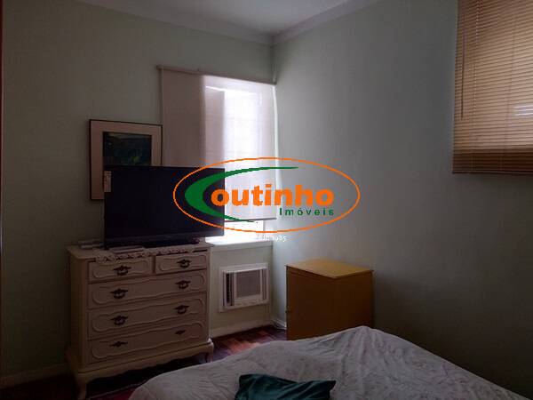 Apartamento à venda com 4 quartos, 135m² - Foto 7