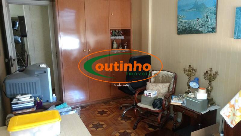 Apartamento à venda com 4 quartos, 160m² - Foto 13