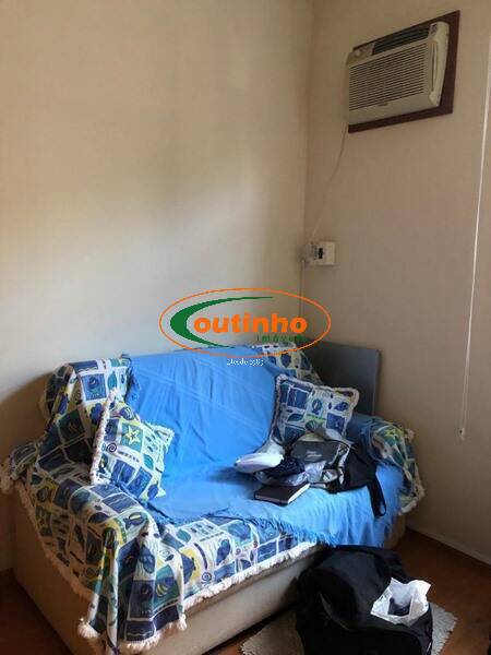 Apartamento à venda com 3 quartos, 130m² - Foto 3